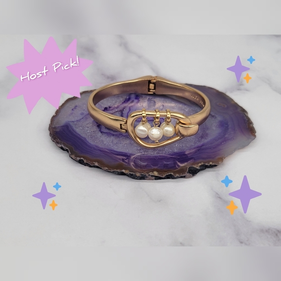 Lucky Brand Jewelry - 🎉HP Lucky Brand Hinged Bracelet with Pearl Charms